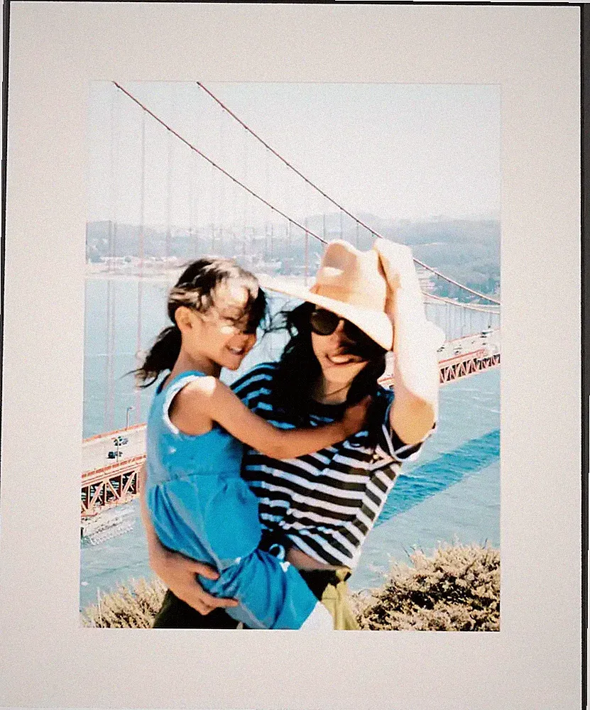 Aura Home - 12" HD Wi-Fi Aspen Digital Photo Frame by Aura - Matted ink